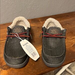 Hey Dude Men’s Moccasins - Charcoal with Red Laces